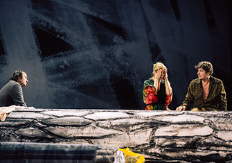 Am Ende Licht, Simon Stephens, Stuttgart, Regie Elmar Goerden, Bühne Merlo/Stengl, Kostüm Kirchleitner, Sylvana Krappatsch, Foto Katrin Ribbe