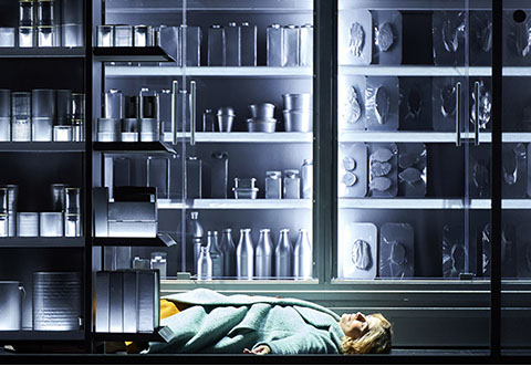 Am Ende Licht, Simon Stephens, Stuttgart, Regie Elmar Goerden, Bühne Merlo/Stengl, Kostüm Kirchleitner, Sylvana Krappatsch, Foto Katrin Ribbe