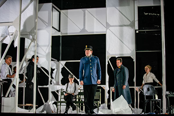 Radetzkymarsch, Josef Roth, Josefstadt, Regie Goerden, Bühne Merlo/Stengl, Kostüm Kirchleitner, F. Teichmeister, A. Absenger, Foto Schell