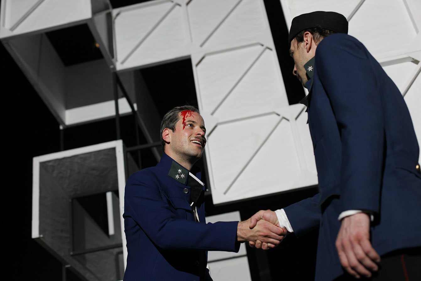 Radetzkymarsch, Josef Roth, Josefstadt, Regie Goerden, Bühne Merlo/Stengl, Kostüm Kirchleitner, F. Teichmeister, A. Absenger, Foto Schell