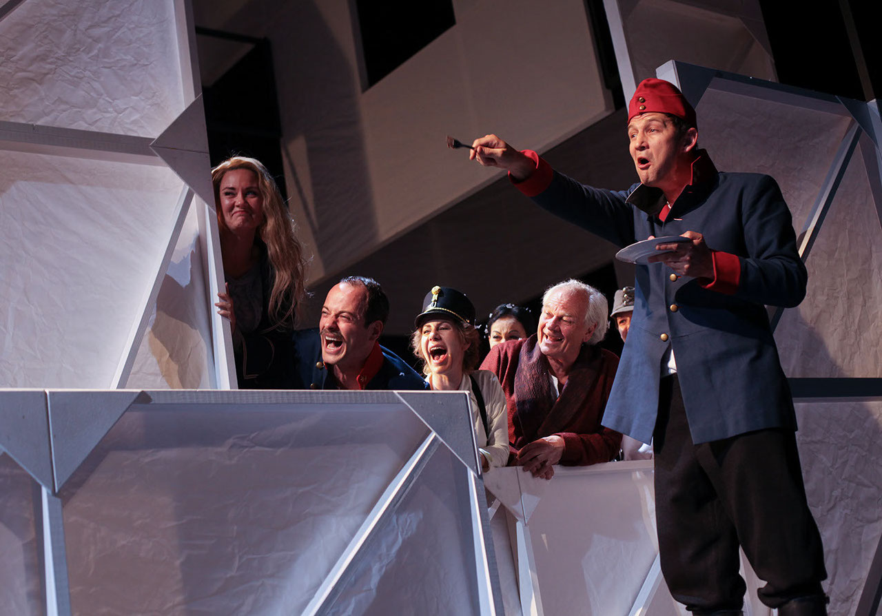 Radetzkymarsch, Josef Roth, Josefstadt, Regie Goerden, Bühne Merlo/Stengl, Kostüm Kirchleitner, Foto Schell